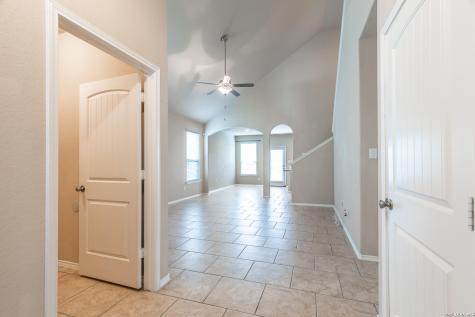 6423 Candleoak Circle San Antonio TX 78244