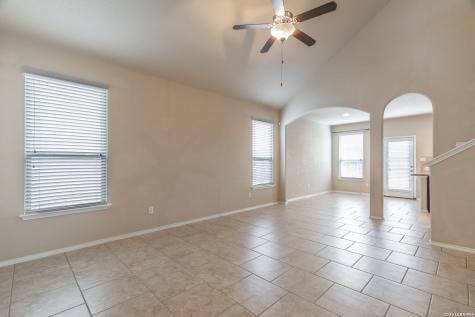 6423 Candleoak Circle San Antonio TX 78244