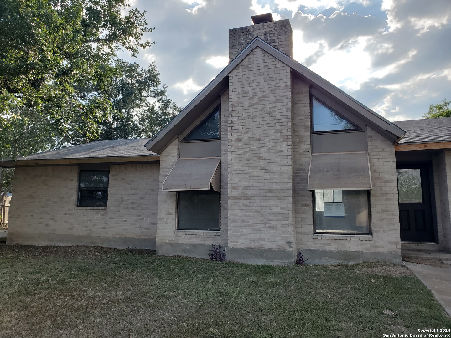 1423 Elm Street Kenedy TX 78119