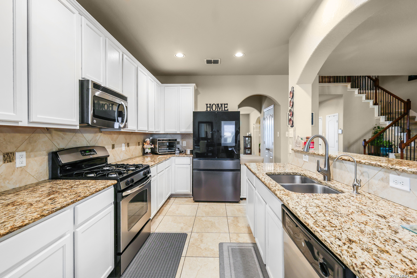 4210 Loring Park Converse TX 78109