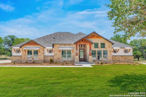 104 Pioneer Trail Adkins TX 78101