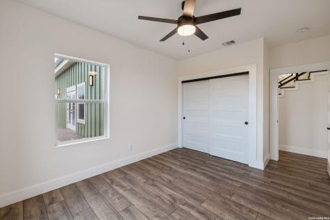 300 County Road 5781 Castroville TX 78009