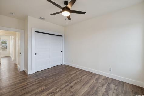 300 County Road 5781 Castroville TX 78009