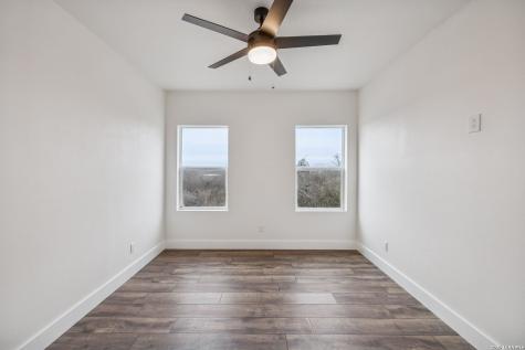 300 County Road 5781 Castroville TX 78009