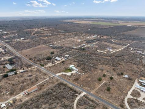 300 County Road 5781 Castroville TX 78009