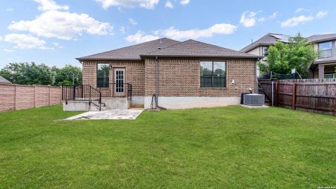 7619 Clos Du Bois San Antonio TX 78253