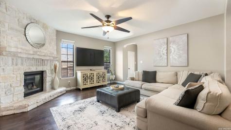 7619 Clos Du Bois San Antonio TX 78253