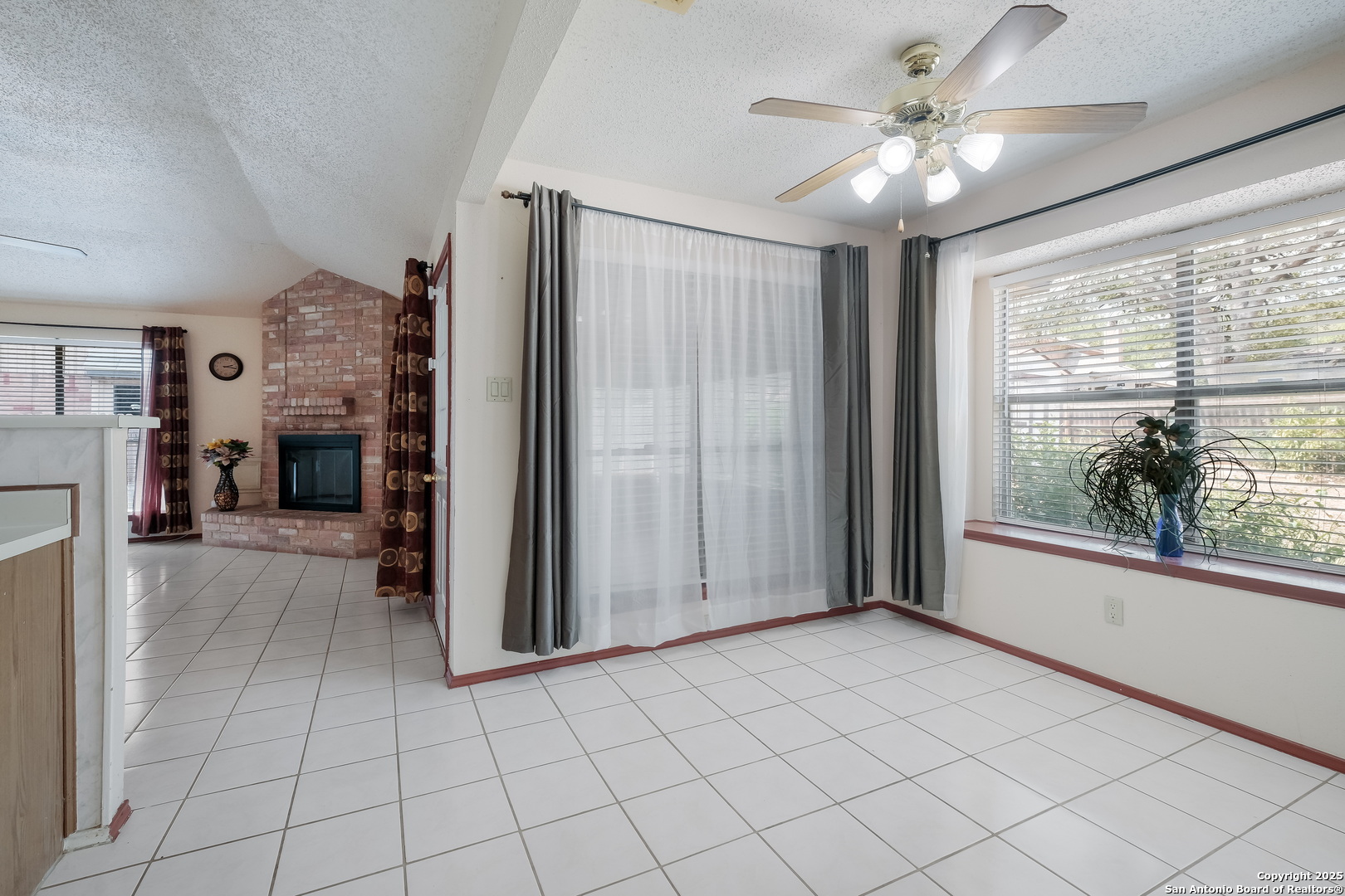 7703 Forest Fern Live Oak TX 78233
