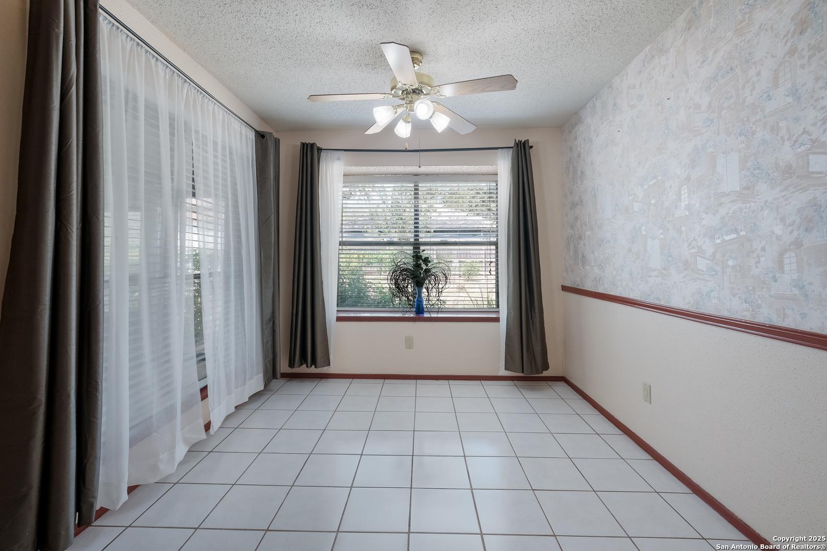 7703 Forest Fern Live Oak TX 78233