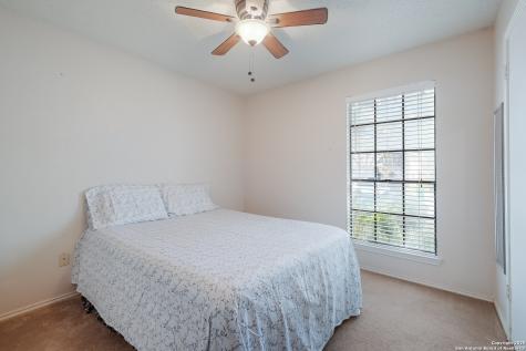 7703 Forest Fern Live Oak TX 78233