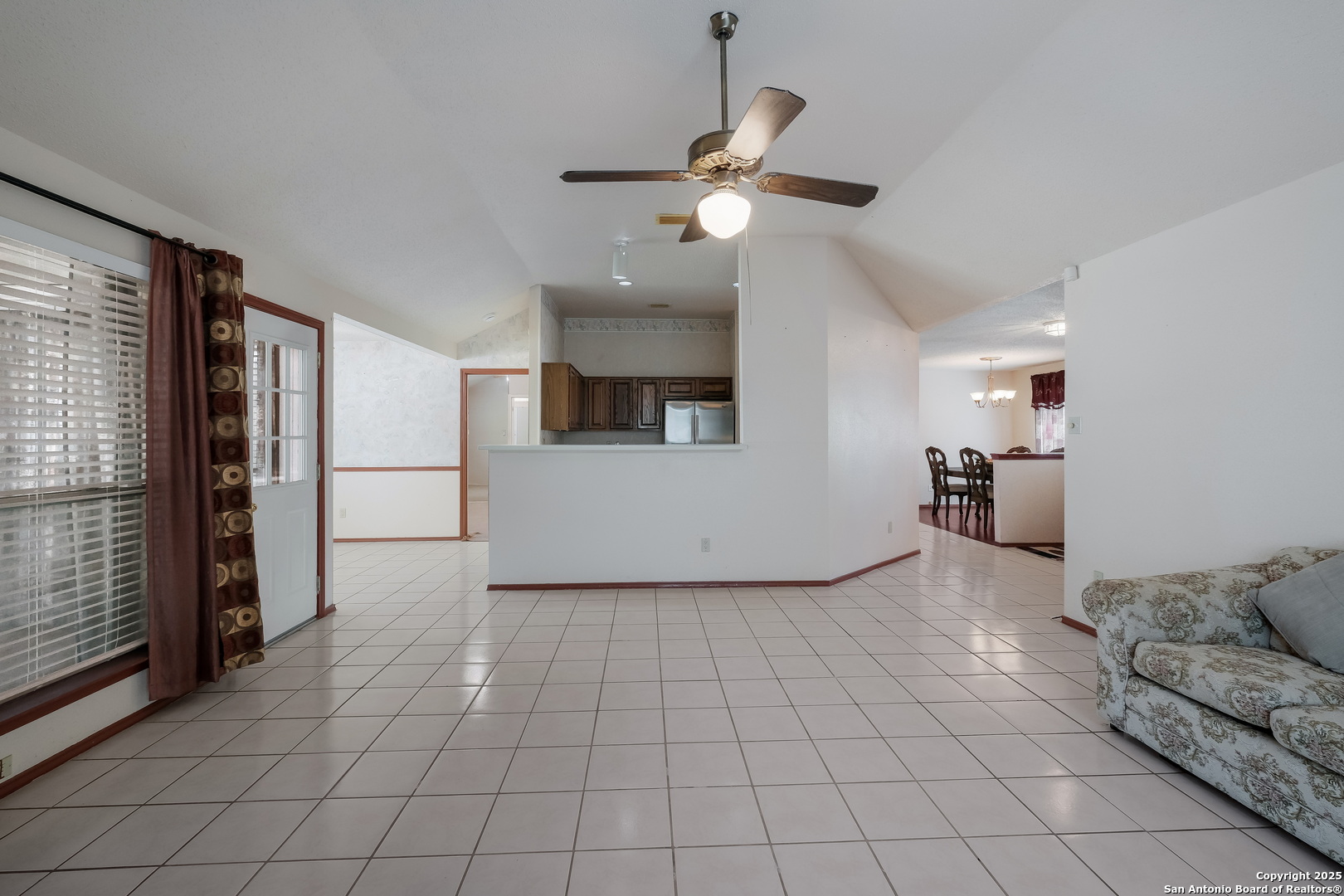 7703 Forest Fern Live Oak TX 78233