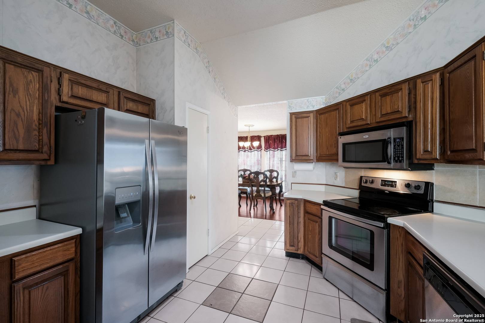 7703 Forest Fern Live Oak TX 78233