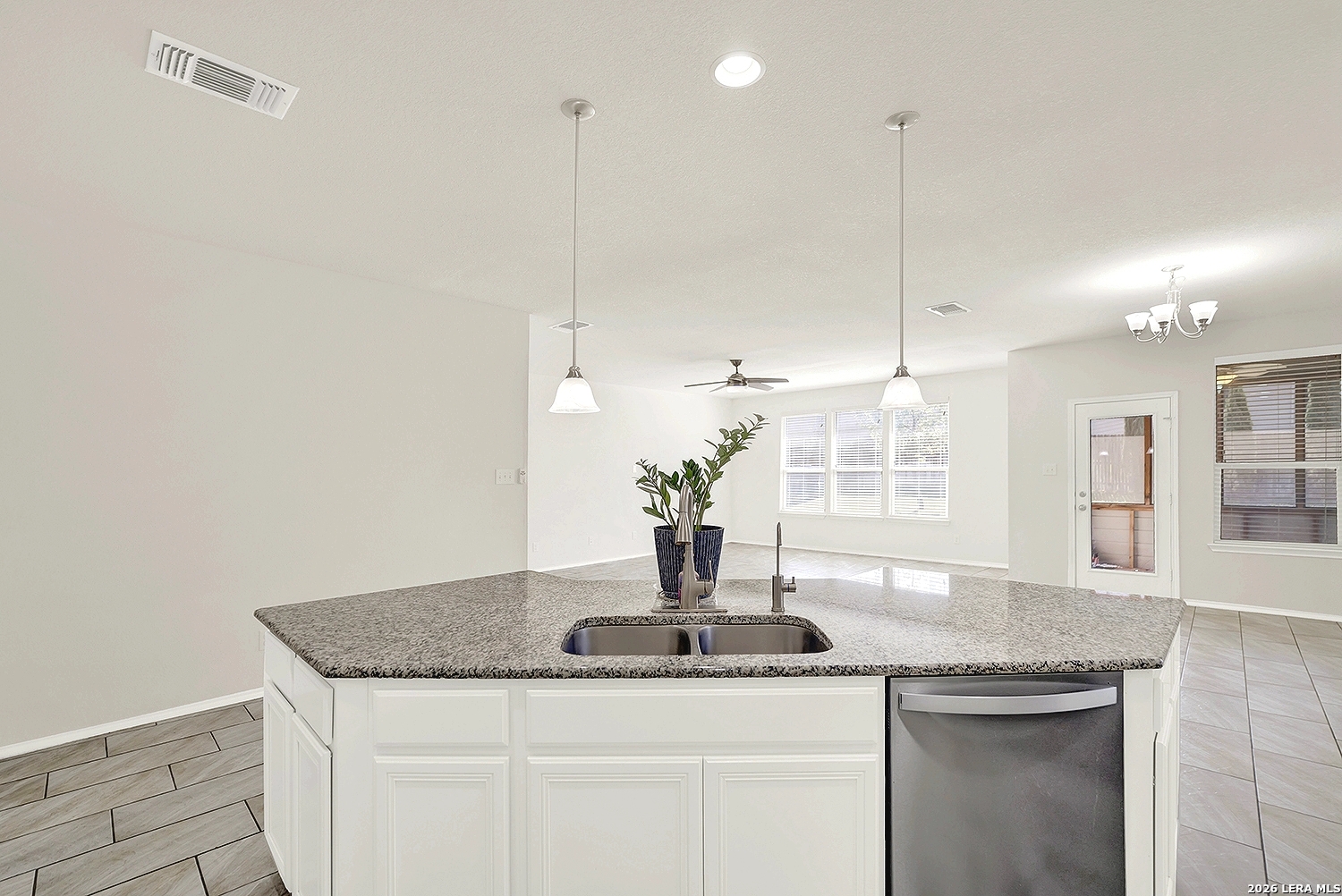424 Landmark Falls Cibolo TX 78108