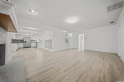 3364 Butterleigh San Antonio TX 78247