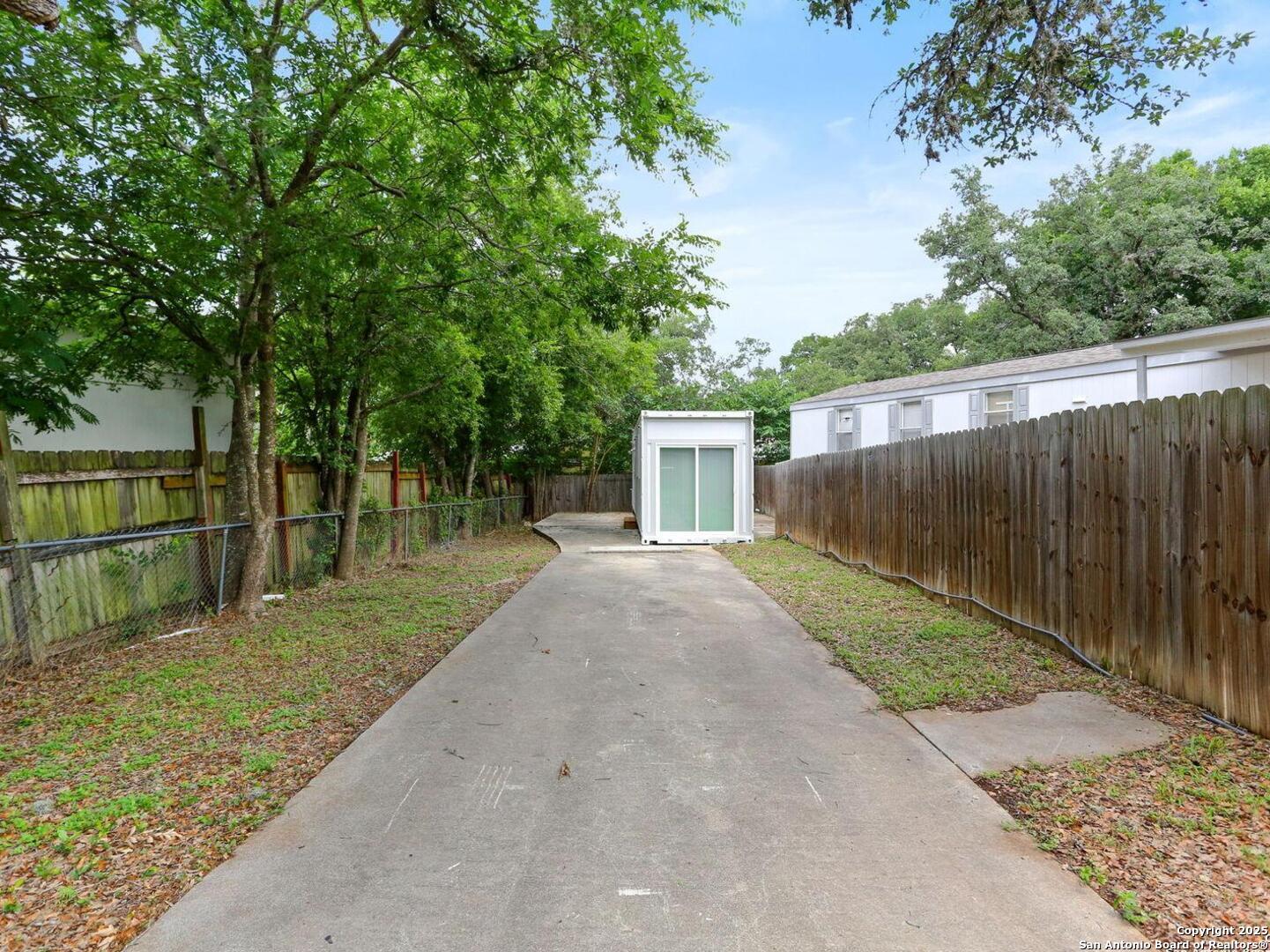 25211 Aue San Antonio TX 78257