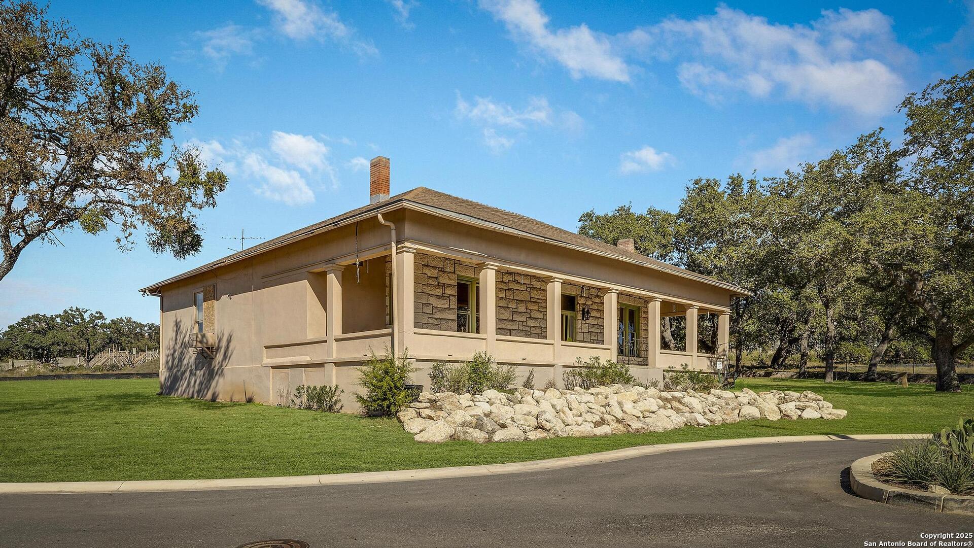 24626 Cliff Line San Antonio TX 78257