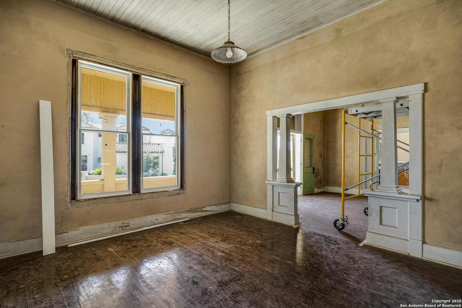 24626 Cliff Line San Antonio TX 78257