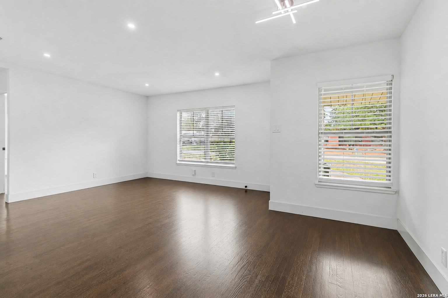 551 Radiance Avenue San Antonio TX 78218