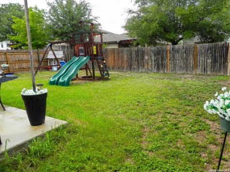 10211 Fossil Valley San Antonio TX 78245