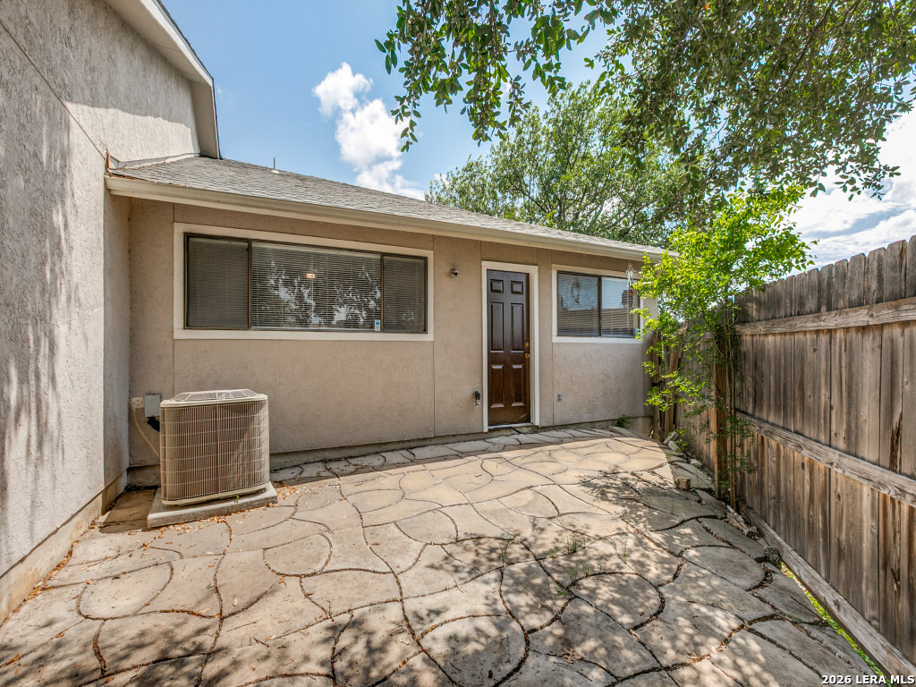 8709 Stream Circle San Antonio TX 78250
