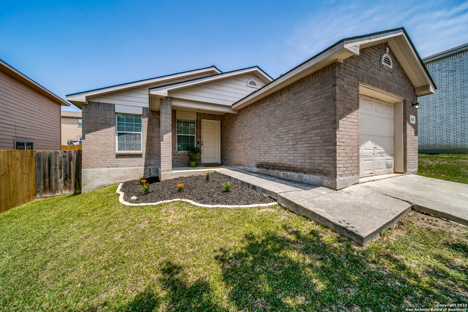 6327 Wild Flower Way San Antonio TX 78244