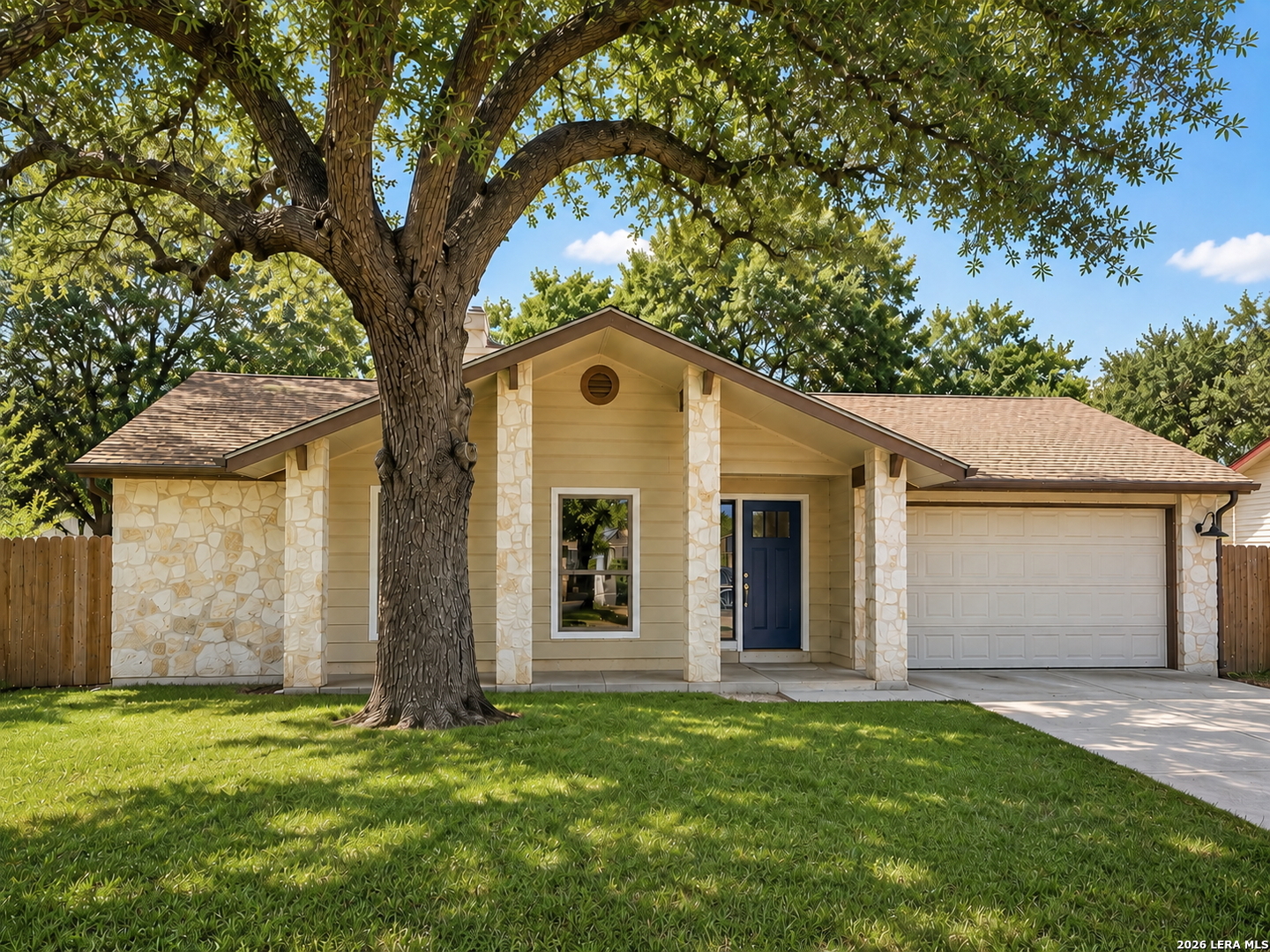 2119 Crested Walk San Antonio TX 78231