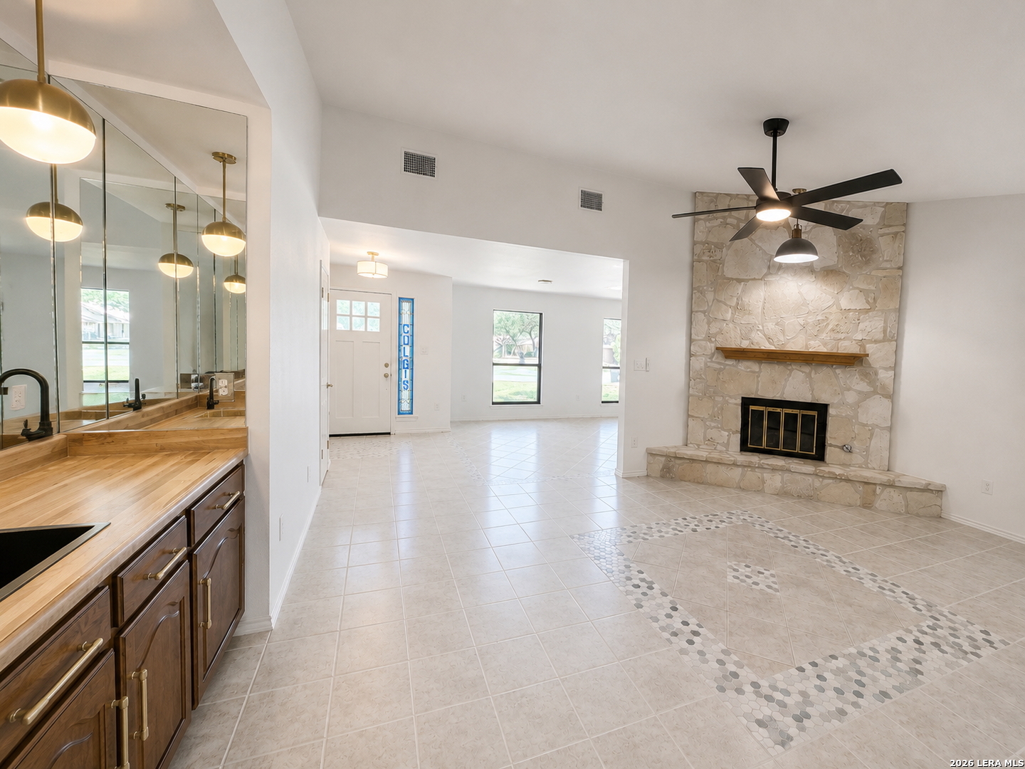 2119 Crested Walk San Antonio TX 78231