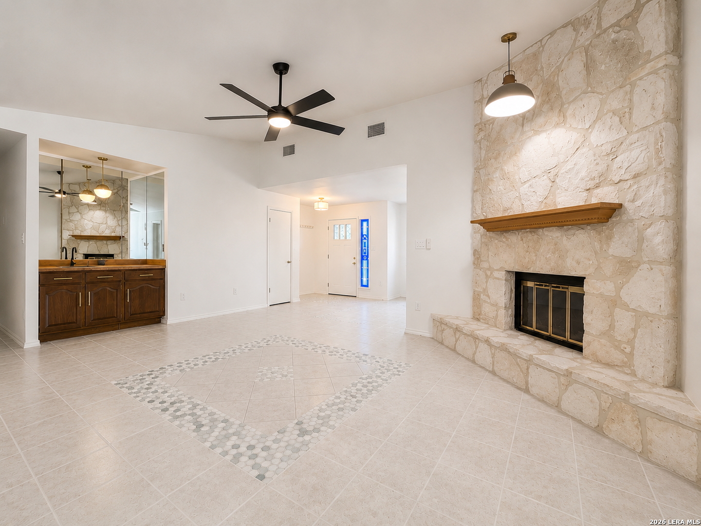 2119 Crested Walk San Antonio TX 78231
