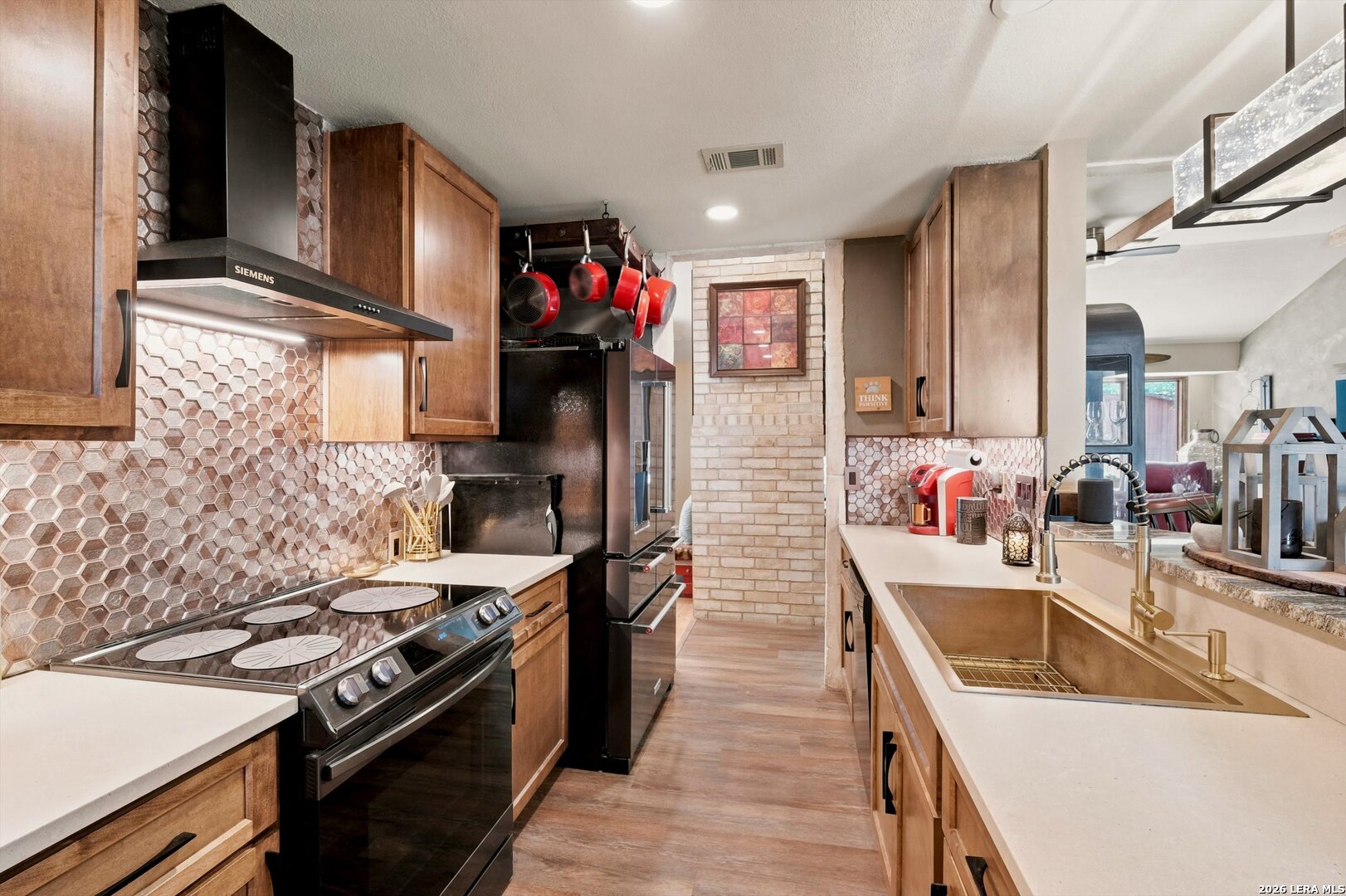 6406 Chimney Nest San Antonio TX 78233