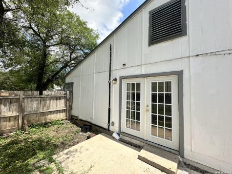 9207 Old Sky Harbor San Antonio TX 78242