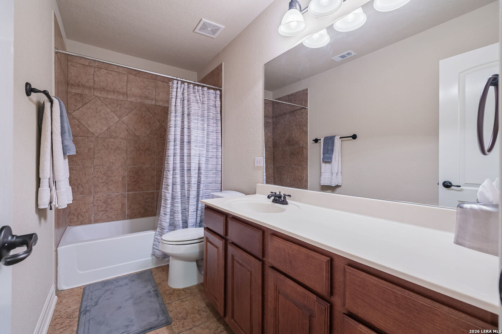 18323 Branson Falls San Antonio TX 78255