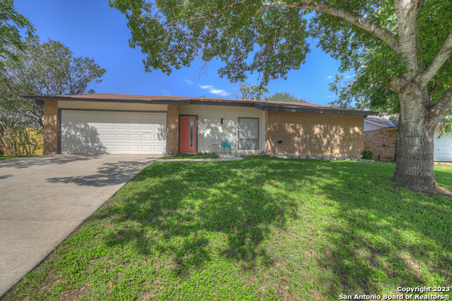 13042 El Sendero Street San Antonio TX 78233