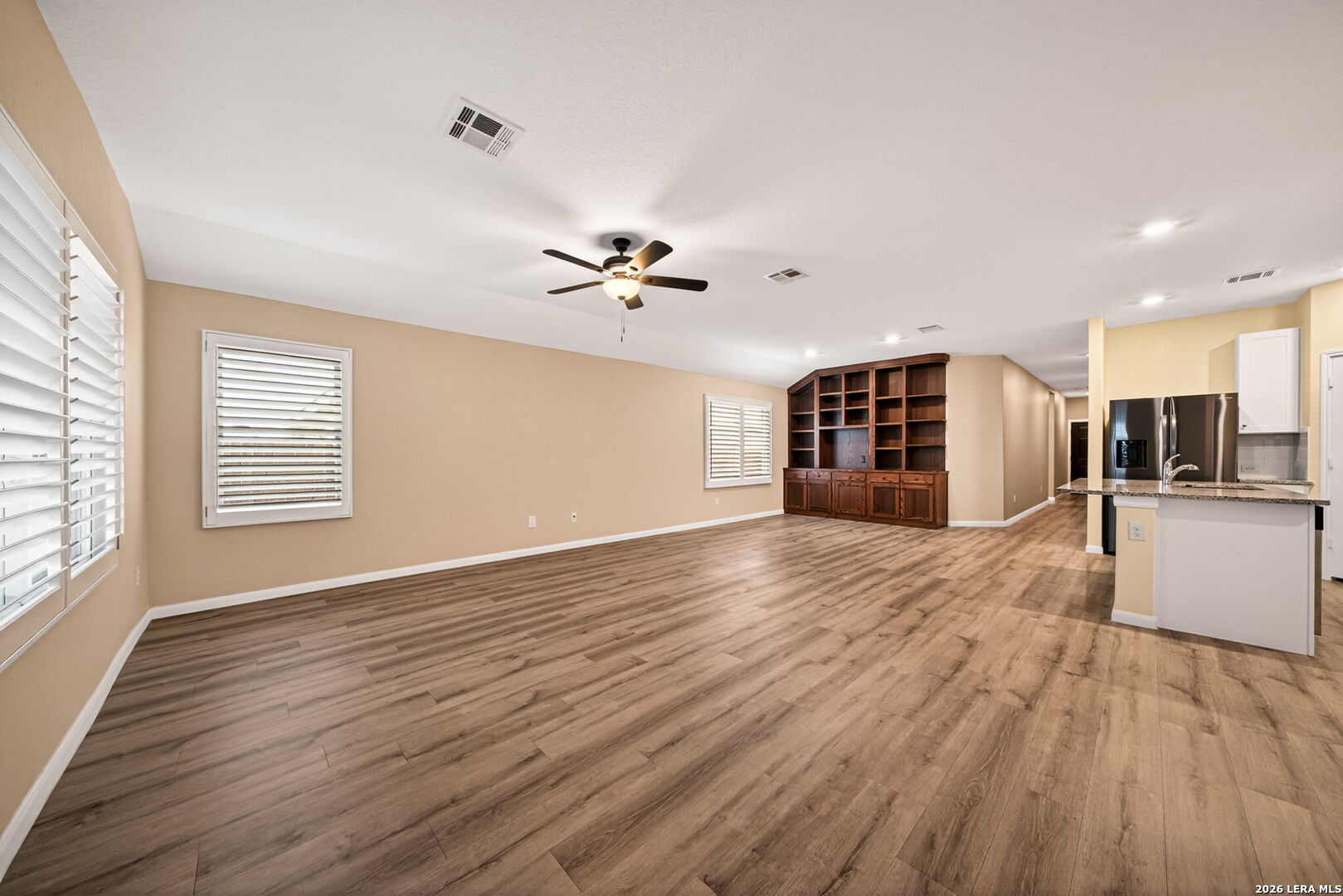 1921 Grey Wagtail New Braunfels TX 78130