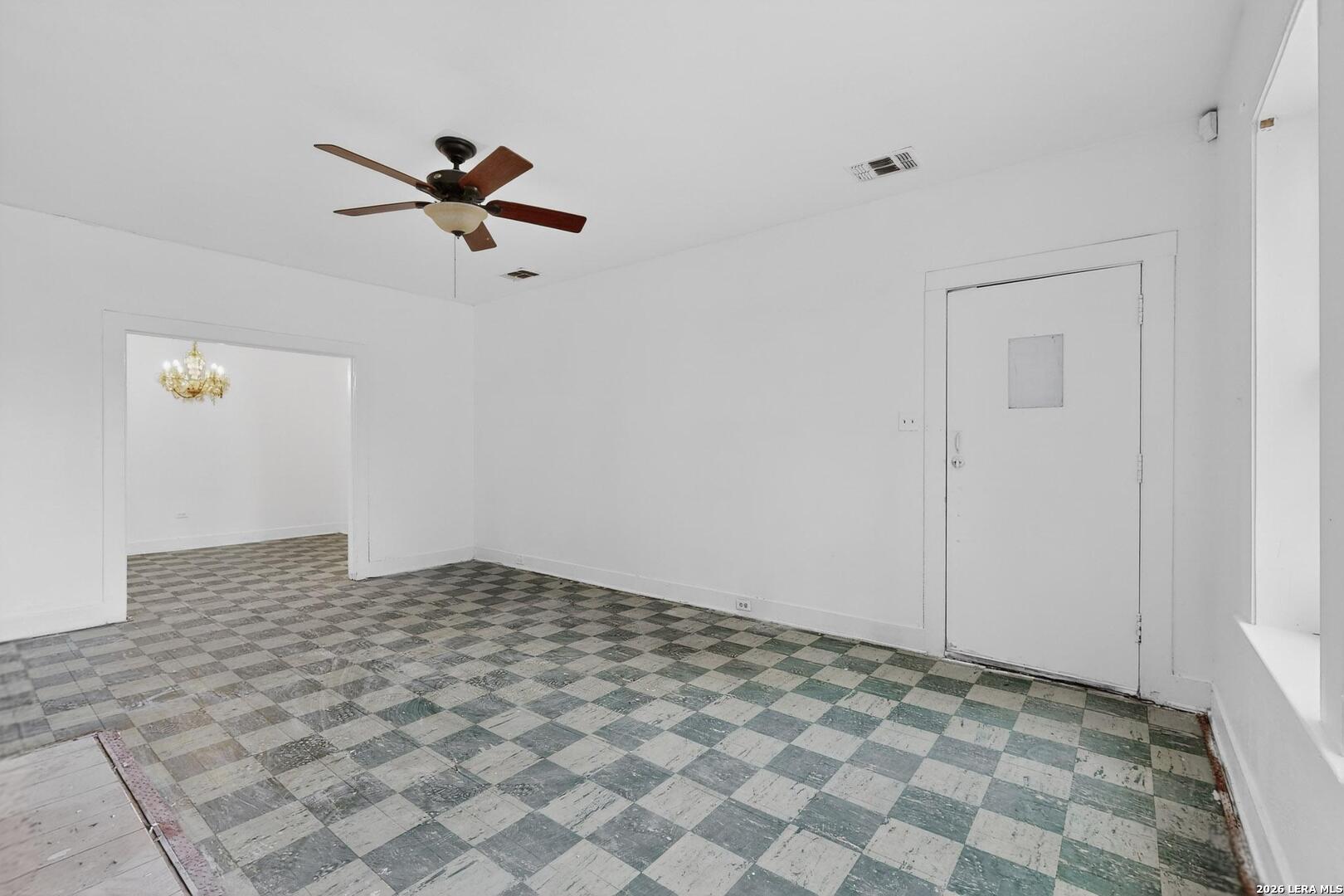 3019 W Houston San Antonio TX 78207