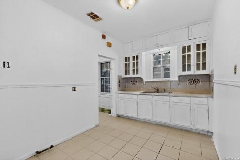 3019 W Houston San Antonio TX 78207