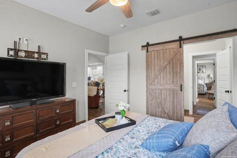 24819 Solo View San Antonio TX 78260