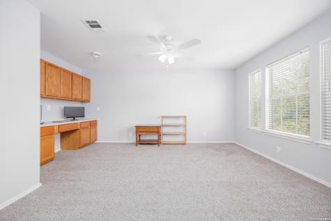 2438 Encino Cedros San Antonio TX 78259