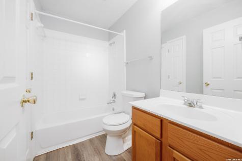 2438 Encino Cedros San Antonio TX 78259