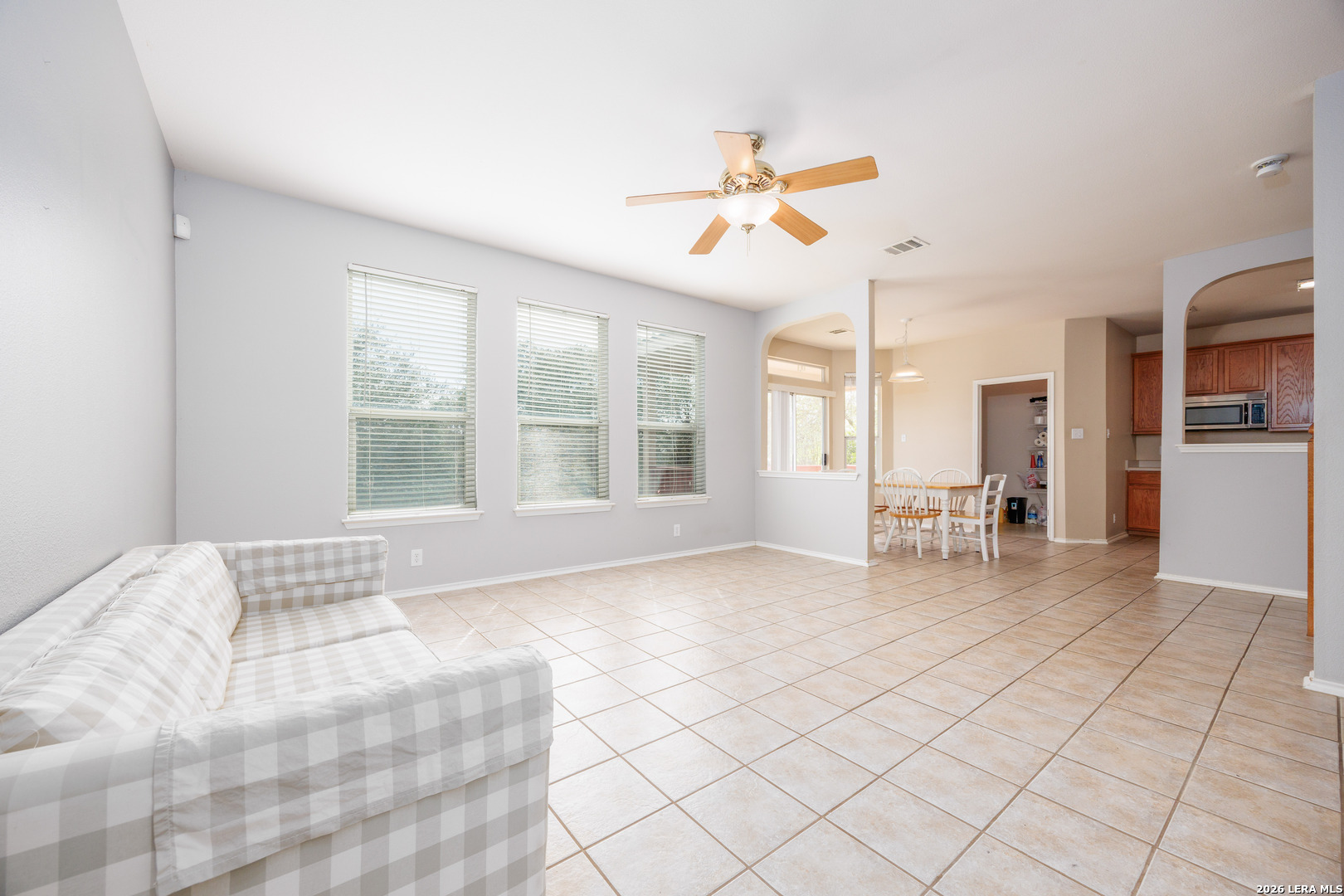 2438 Encino Cedros San Antonio TX 78259