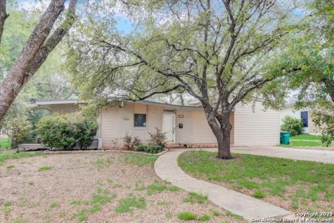 222 Sprucewood Lane San Antonio TX 78216