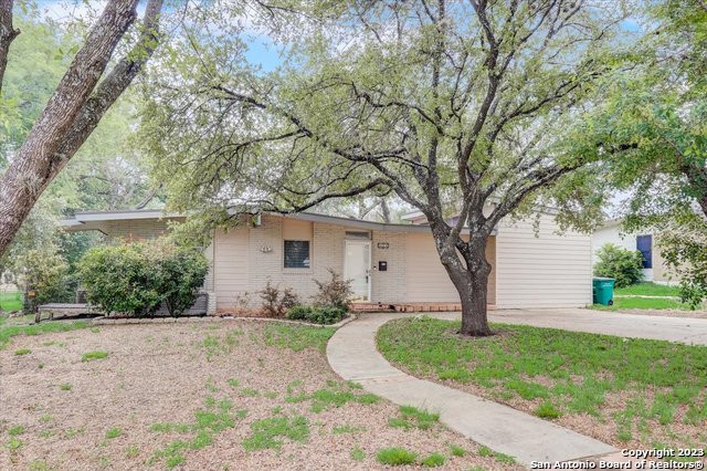 222 Sprucewood Lane San Antonio TX 78216