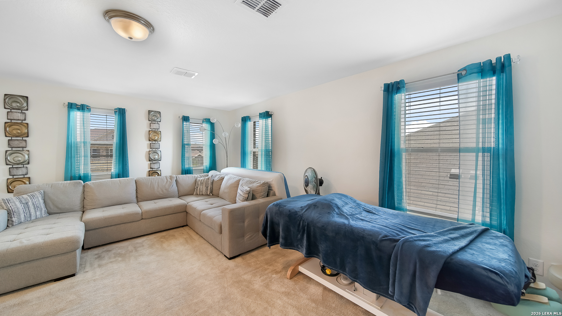 350 Colonial Bluff Universal City TX 78148