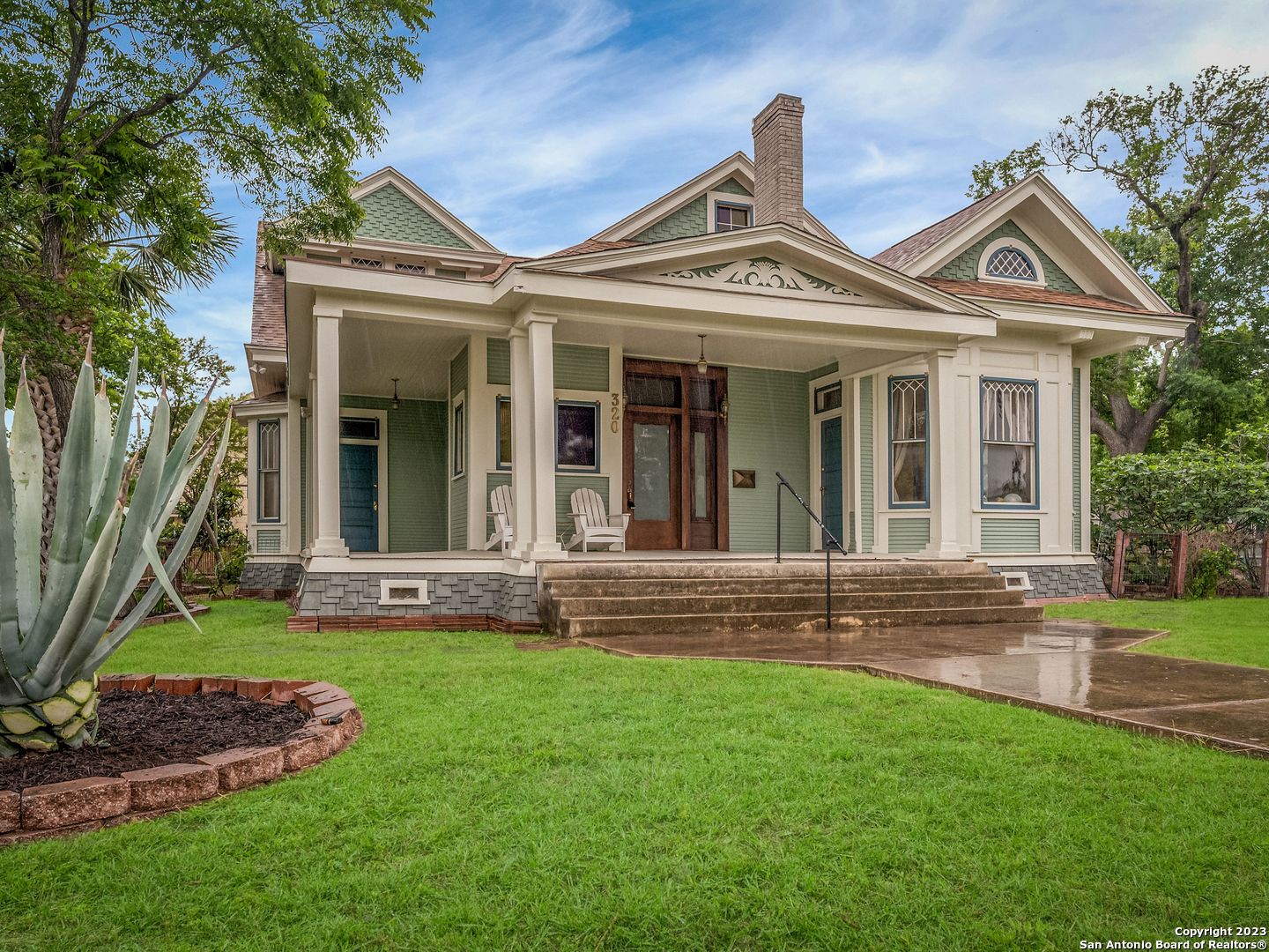 320 E Courtland Place San Antonio TX 78212