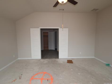 1033 Eagle Crossing Seguin TX 78155