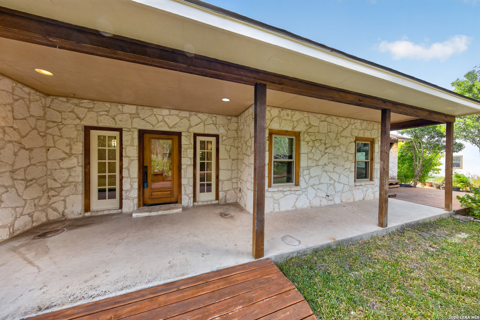 17840 Helotes Springs Road Helotes TX 78023