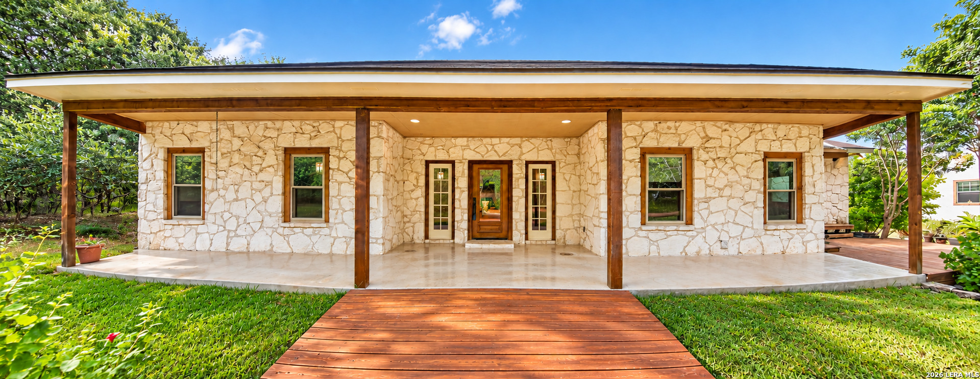 17840 Helotes Springs Road Helotes TX 78023