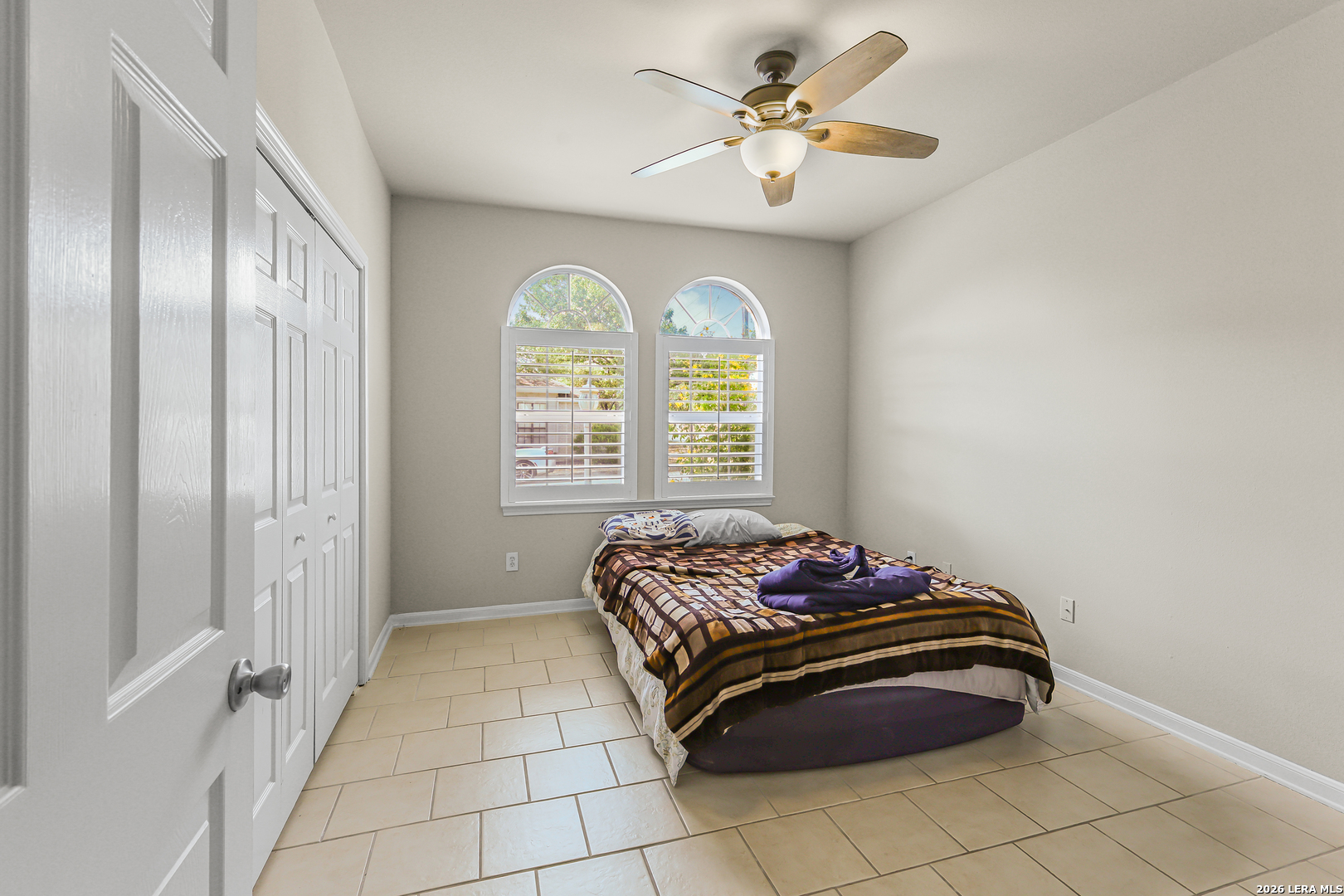 5903 Brook Falls Windcrest TX 78239