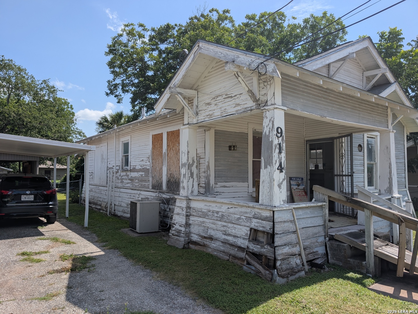 914 E Grayson Street San Antonio TX 78208
