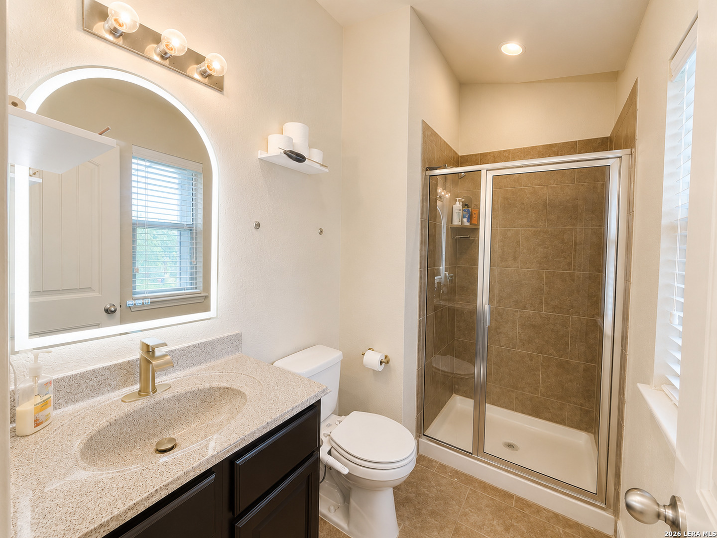 4706 Creekwood Schertz TX 78108