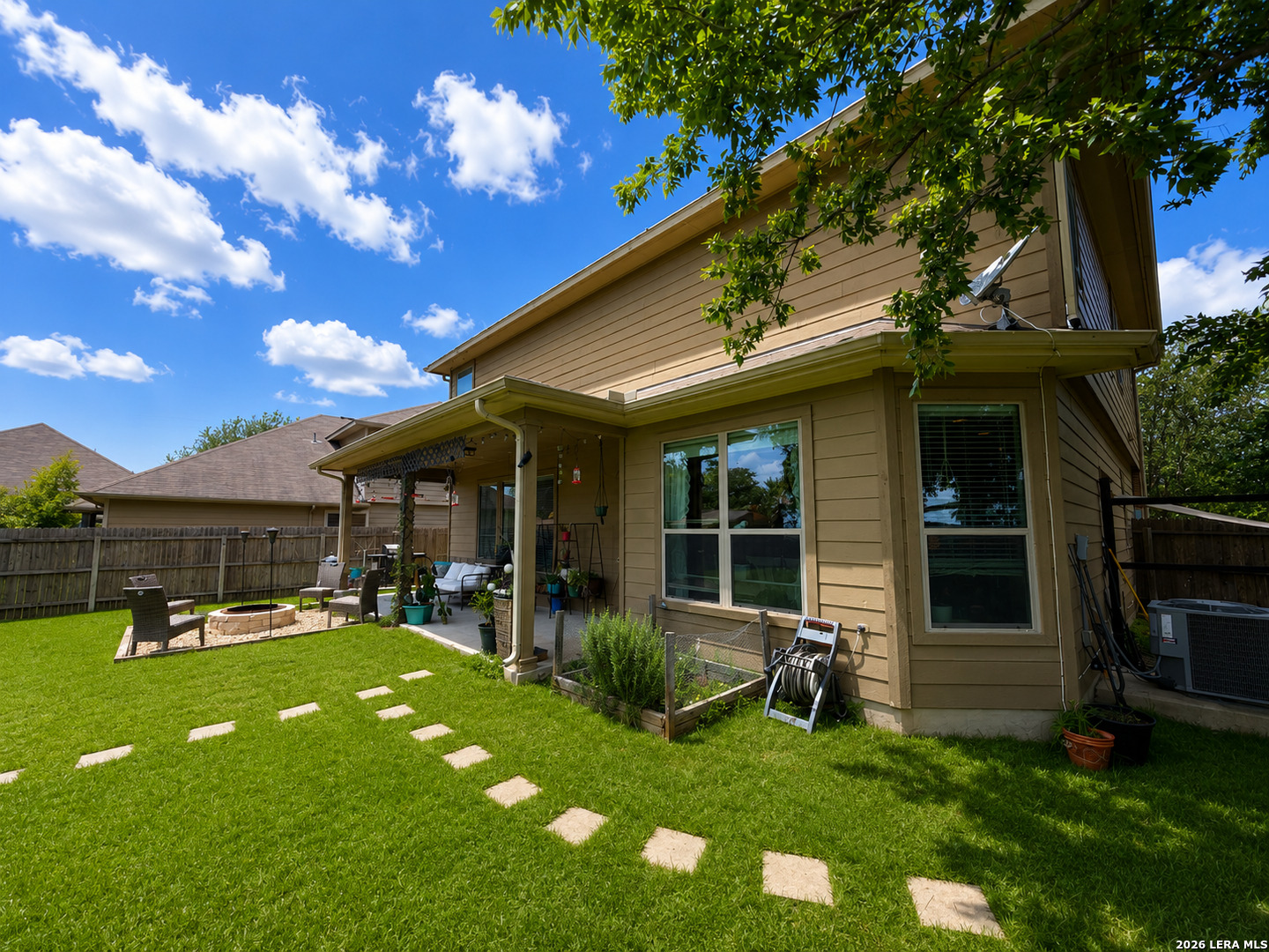 4706 Creekwood Schertz TX 78108